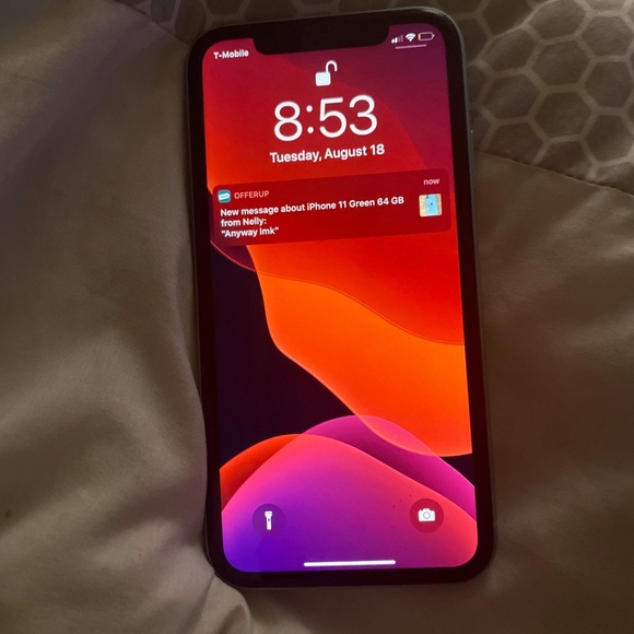 iPhone 11 64 GB - Picture 4 of 6